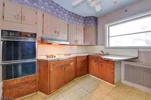 28 Forest Dr, Bloomfield, NJ 07003 - Photo 11