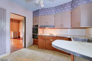 28 Forest Dr, Bloomfield, NJ 07003 - Photo 13