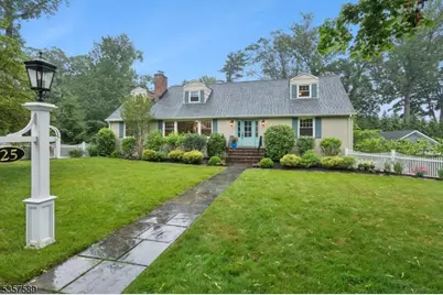 25 Woodcliff Dr, Madison, NJ 07940 - Photo 1