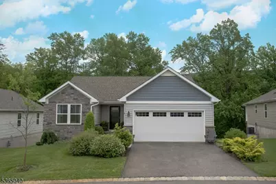 8 Devon Ct, Hardyston Township, NJ 07419 - Photo 1