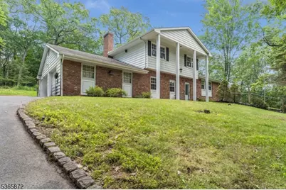 1052 Tall Oaks Dr, Bridgewater, NJ 08807 - Photo 1
