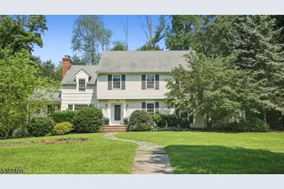 135 Preston Dr, Long Hill Township, NJ 07933 - Photo 1