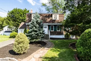 33 Country Club Ln, Springfield, NJ 07081 - Photo 1