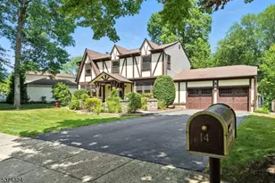 14 Fox Run, Parsippany, NJ 07834 - Photo 1