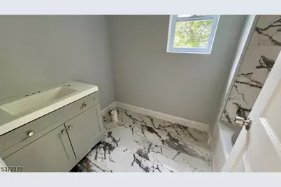 162 S 12th St, Newark, NJ 07107 - Photo 15