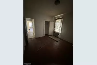 51 Brookwood St, East Orange, NJ 07018 - Photo 17