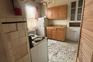 51 Brookwood St, East Orange, NJ 07018 - Photo 11