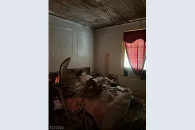 51 Brookwood St, East Orange, NJ 07018 - Photo 33