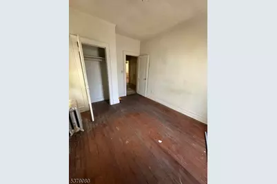 51 Brookwood St, East Orange, NJ 07018 - Photo 15