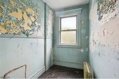 61 Concord Ave, Maplewood, NJ 07040 - Photo 23