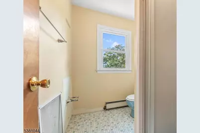 8 Herman Thau Rd, Clinton Township, NJ 08801 - Photo 23