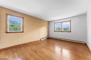 8 Herman Thau Rd, Clinton Township, NJ 08801 - Photo 21