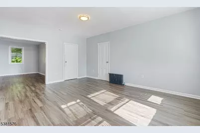 147 Seymour Ave, Newark, NJ 07108 - Photo 39