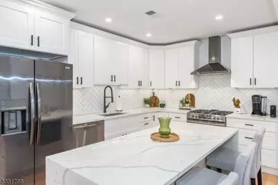 174 Brinkerhoff St, Ridgefield, NJ 07660 - Photo 1