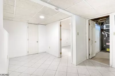 723 Dianne Ct, Rahway, NJ 07065 - Photo 23