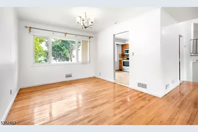 723 Dianne Ct, Rahway, NJ 07065 - Photo 7