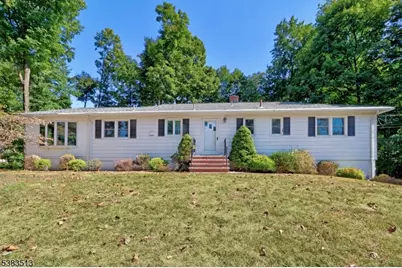 32 Ridge Dr, East Hanover Township, NJ 07936 - Photo 1