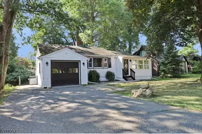 32 Heighwood Trl, Sparta Township, NJ 07871 - Photo 1