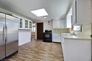 32 Heighwood Trail, Sparta Township, NJ 07871 - Photo 11