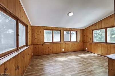 32 Heighwood Trl, Sparta Township, NJ 07871 - Photo 17