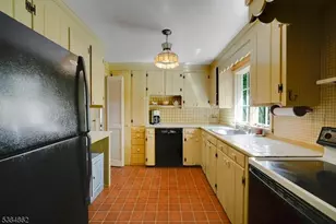 17 E Main St, Mendham Township, NJ 07945 - Photo 7