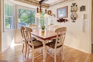 22 Valley View Dr, East Hanover Township, NJ 07936 - Photo 11