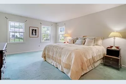 22 Valley View Dr, East Hanover Township, NJ 07936 - Photo 13