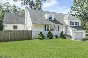 171 Vinton Cir, Fanwood, NJ 07023 - Photo 1