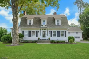 1 Lenape Ct, Pequannock Township, NJ 07444 - Photo 1