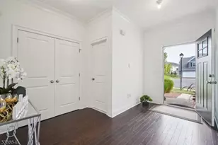 15 Pansy Ct, Franklin Township, NJ 08873 - Photo 3