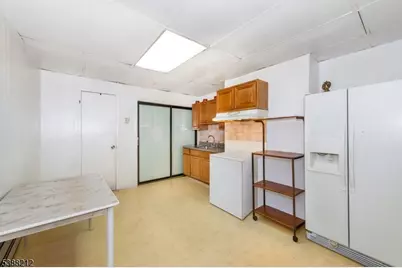 415 24th St, Union City, NJ 07087 - Photo 3