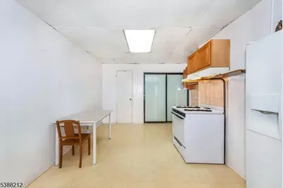 415 24th St, Union City, NJ 07087 - Photo 5