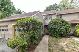 107 Provincetown Ct, Raritan Township, NJ 08822 - Photo 1