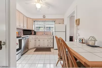 16 Craig Pl, Cranford Township, NJ 07016 - Photo 13