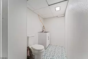 2 Beverly Dr, Hillsborough Township, NJ 08844 - Photo 33