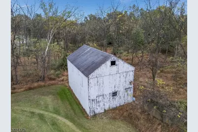 33 Sergeantsville Rd, Raritan Township, NJ 08822 - Photo 7