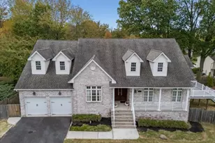 9A Wakefield Dr, Edison, NJ 08820 - Photo 1