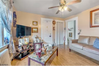 131 Park Pl, Passaic, NJ 07055 - Photo 23