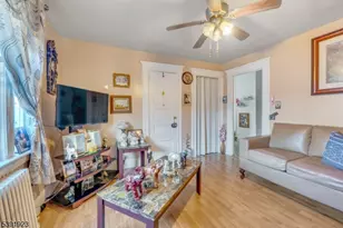 131 Park Pl, Passaic, NJ 07055 - Photo 23