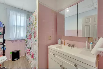 131 Park Pl, Passaic, NJ 07055 - Photo 17