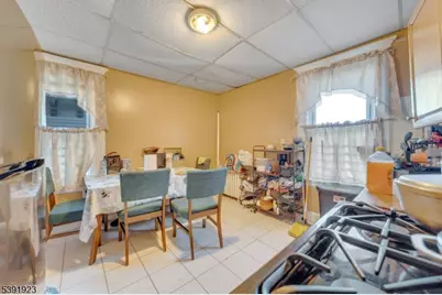 131 Park Pl, Passaic, NJ 07055 - Photo 19