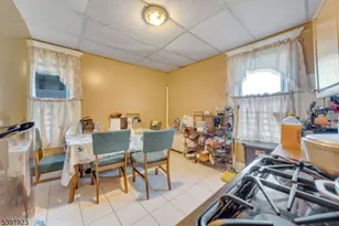 131 Park Pl, Passaic, NJ 07055 - Photo 19