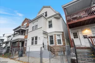 552 Norwood St, East Orange, NJ 07018 - Photo 1