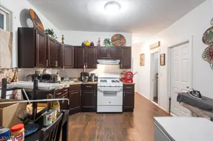 552 Norwood St, East Orange, NJ 07018 - Photo 5