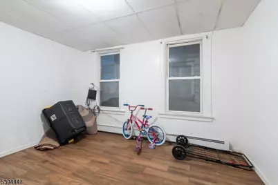 552 Norwood St, East Orange, NJ 07018 - Photo 11