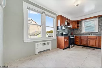 4 Sager Pl, Irvington, NJ 07111 - Photo 13