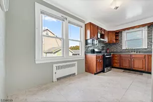 4 Sager Pl, Irvington, NJ 07111 - Photo 13