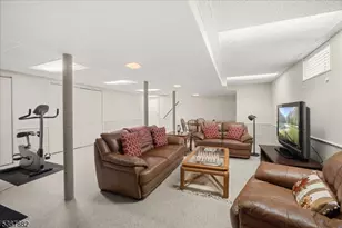 33 John Dr, Clinton Township, NJ 08801 - Photo 35