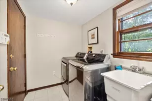 33 John Dr, Clinton Township, NJ 08801 - Photo 21