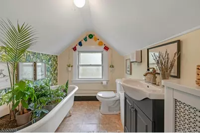 101 Park St, Montclair, NJ 07042 - Photo 17